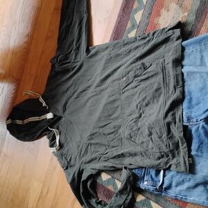 🏁  Olive Light Weight Tee Shirt Hoodie Unisex NWOT/ EPLC